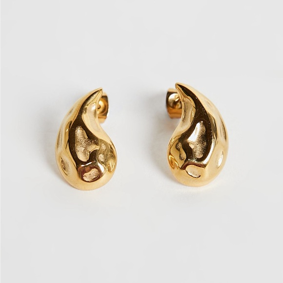 18K Gold Plated Textured Earrings*Stud Earrings*Teardrop Stud Earrings*JD - Picture 2 of 7